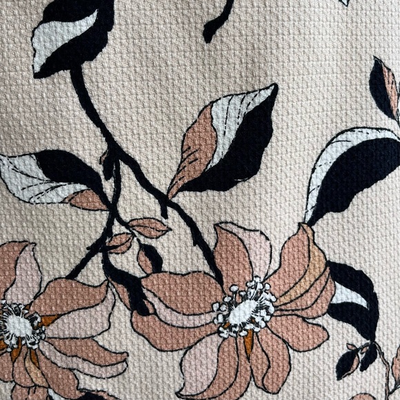 •Ann Taylor• Textured Floral Lined Pencil Skirt - Size 6 - Picture 3 of 10